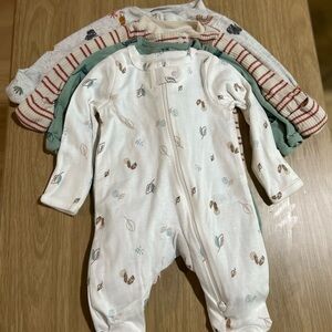 Cozy White Baby Onesies (set of 4)